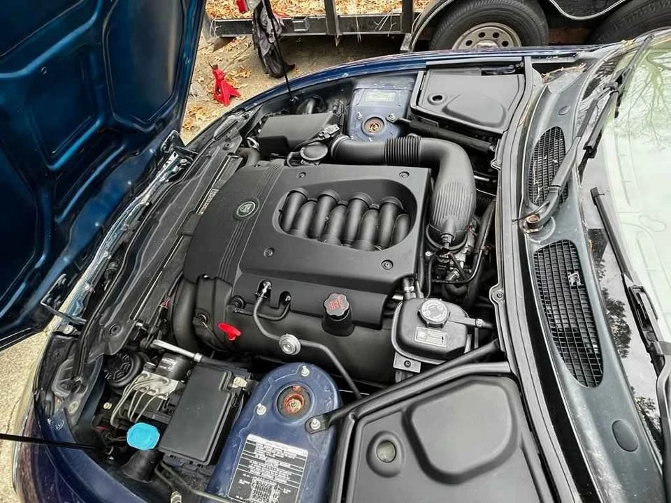 2005 Jaguar - Image 4 of 12
