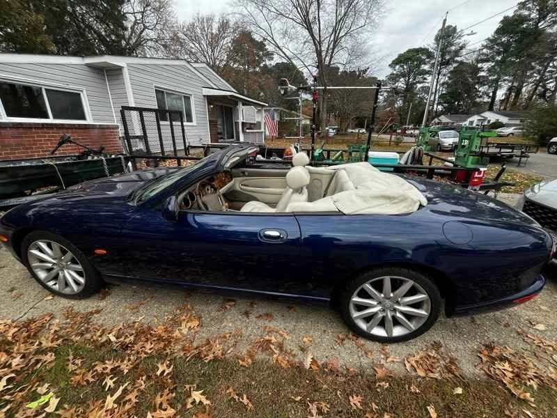 2005 Jaguar - Image 2 of 12