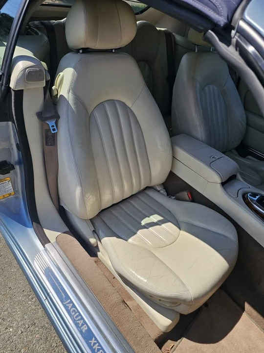 2005 Jaguar X100 XK8 - Image 10 of 18