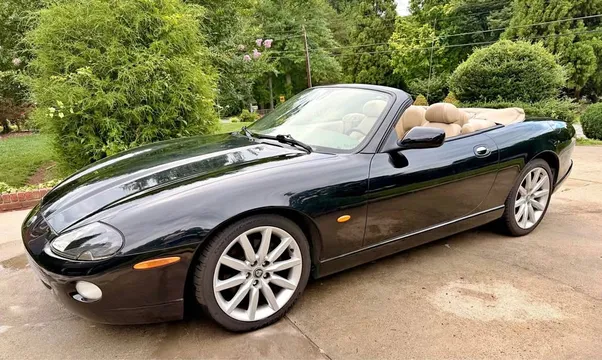 2005 Jaguar XK XK8 Convertible 2D