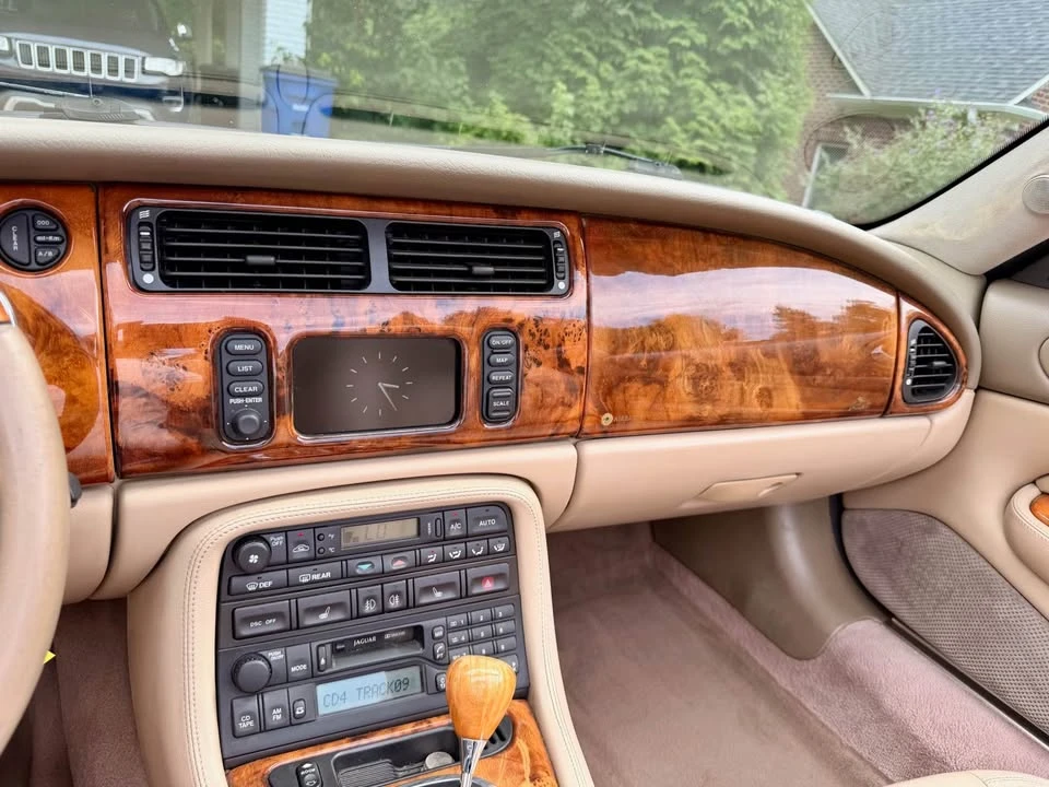 2005 Jaguar X100 XK8 - Image 4 of 13
