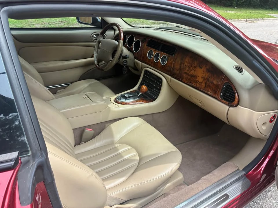 2005 Jaguar X100 XK8 - Image 10 of 10