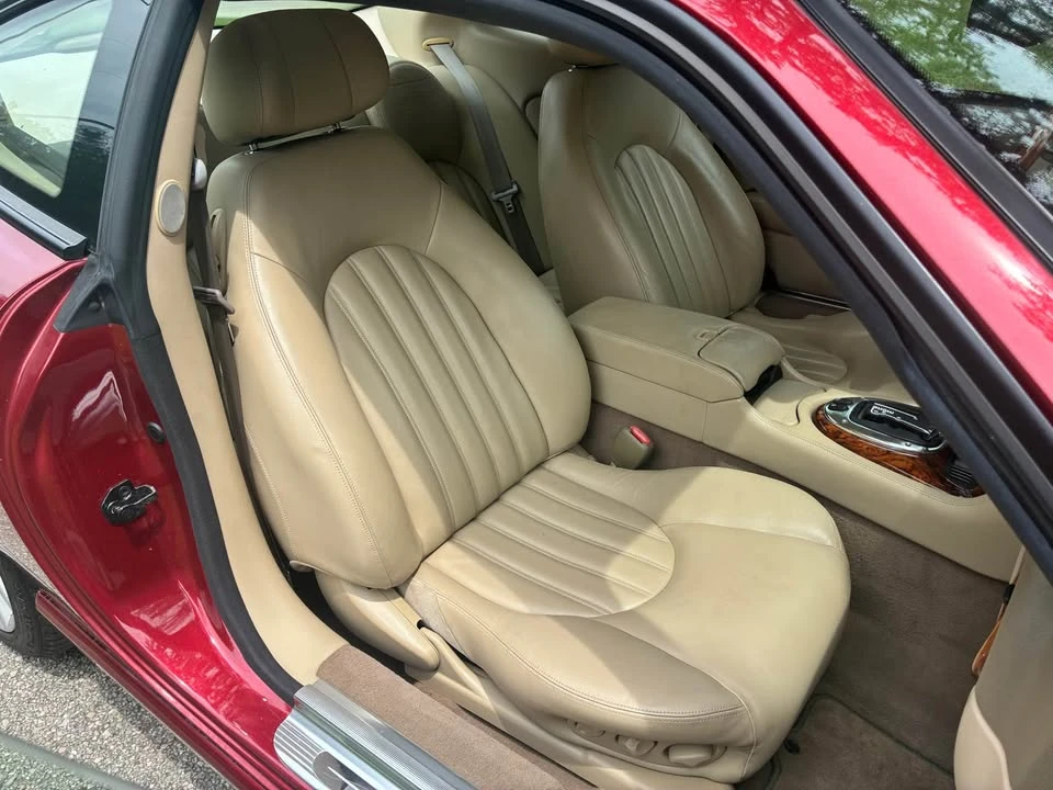 2005 Jaguar X100 XK8 - Image 7 of 10