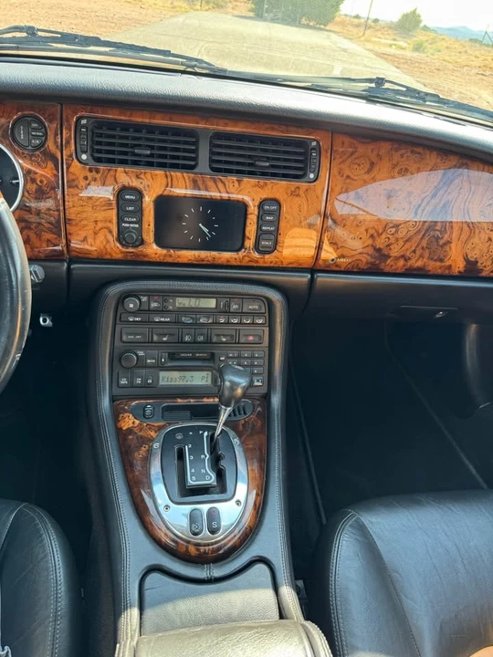 2005 Jaguar X100 XKR - Image 10 of 11