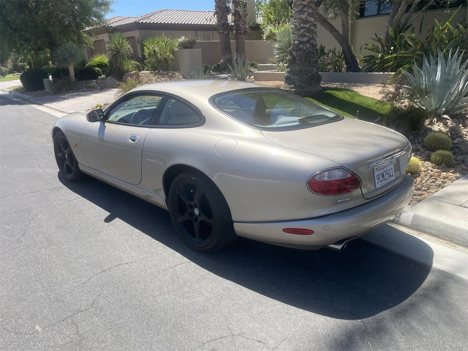 2005 Jaguar X100 XK8 - Image 9 of 23