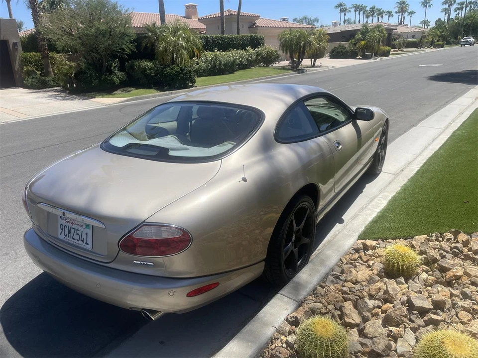 2005 Jaguar X100 XK8 - Image 10 of 23
