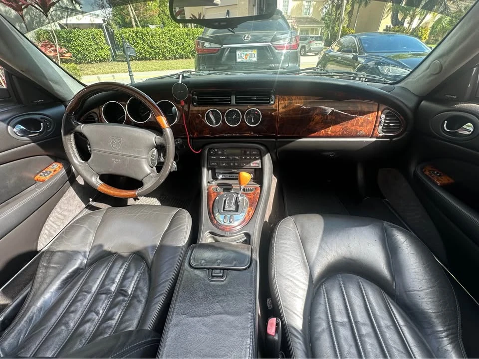 2005 Jaguar X100 XK8 - Image 6 of 10