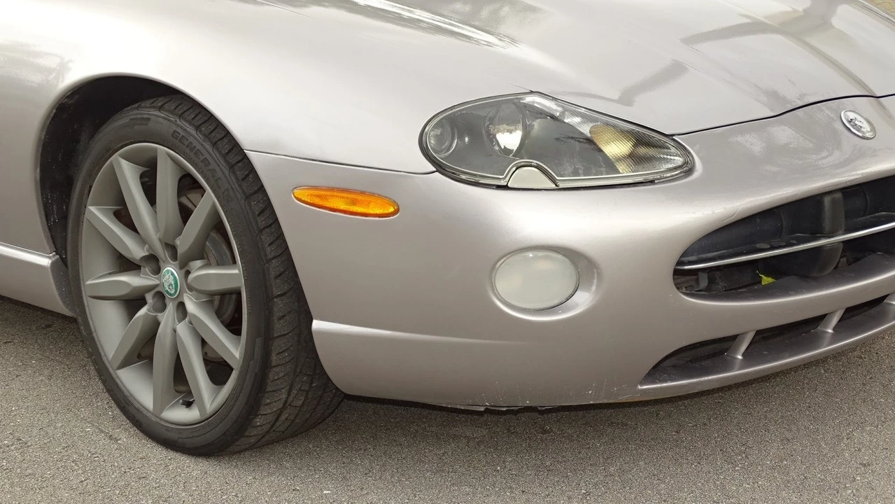 2005 Jaguar X100 XK8 - Image 12 of 24