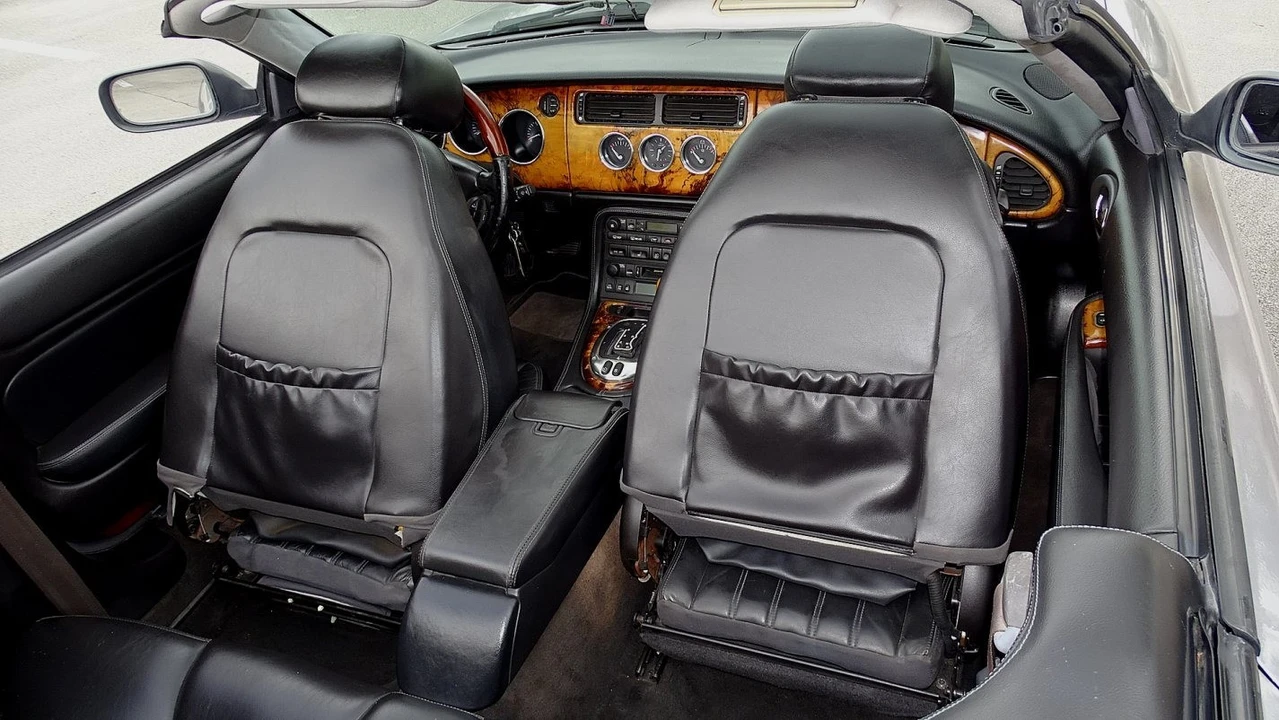 2005 Jaguar X100 XK8 - Image 24 of 24
