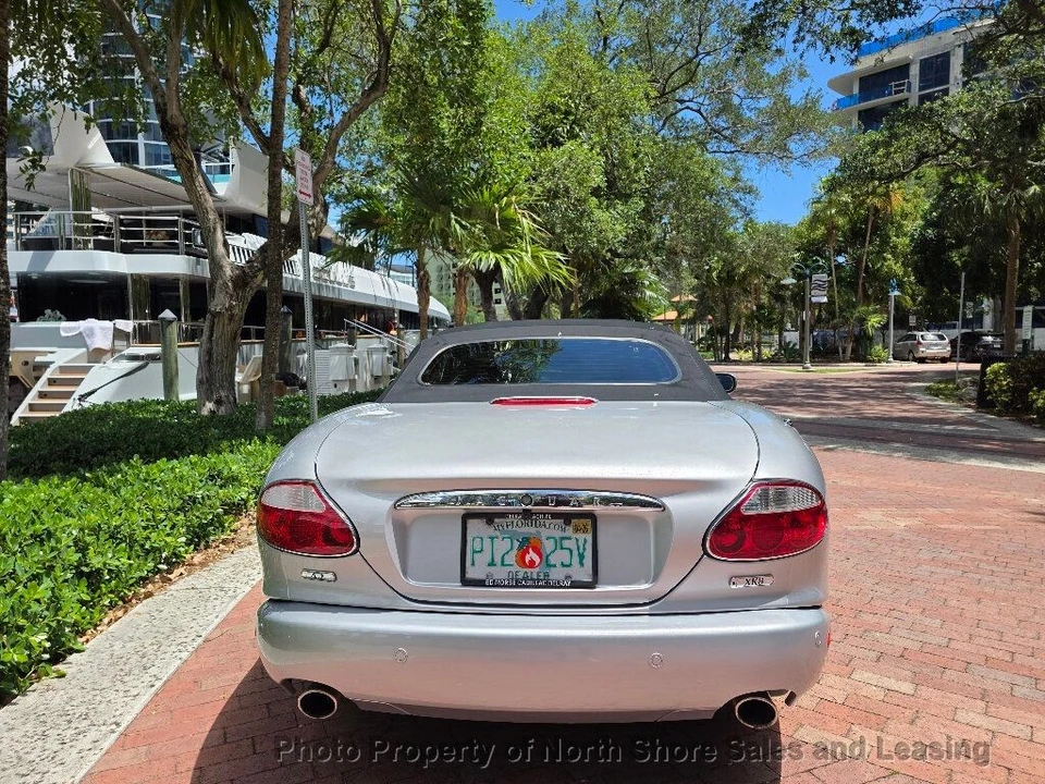 2005 Jaguar XK - Image 11 of 12