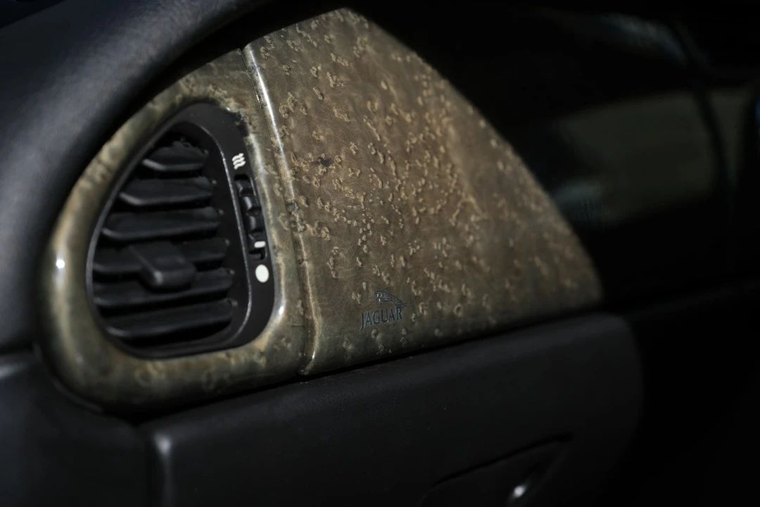 2005 Jaguar X100 XK8 - Image 19 of 30
