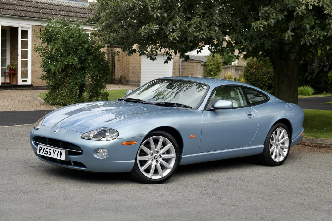 2005 Jaguar X100 XK8 - Image 2 of 30
