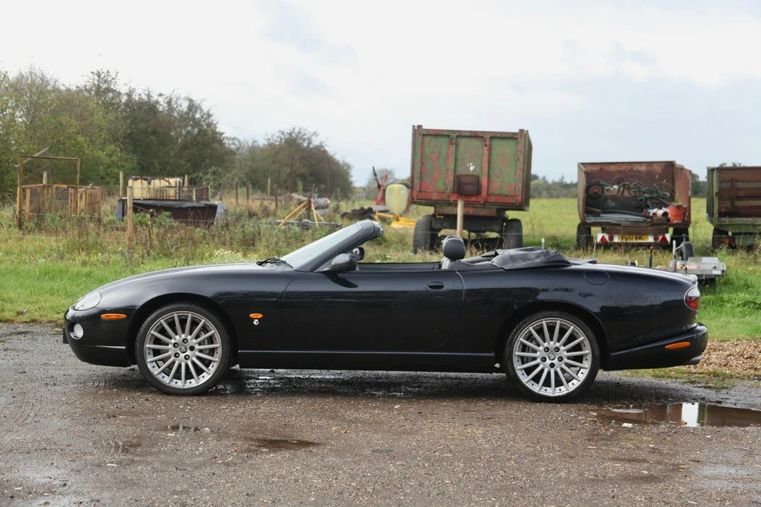 2005 Jaguar X100 XK8 - Image 18 of 30