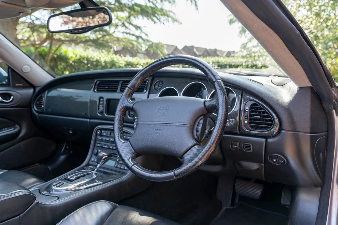 2005 Jaguar X100 XK8 - Image 7 of 30