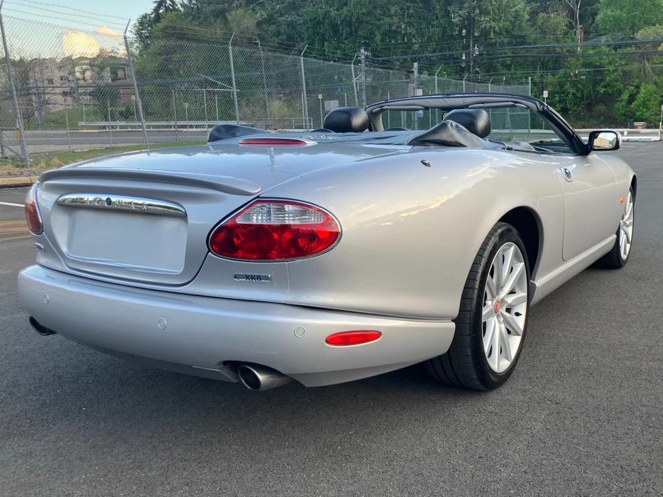 2005 Jaguar X100 XK8 - Image 10 of 23