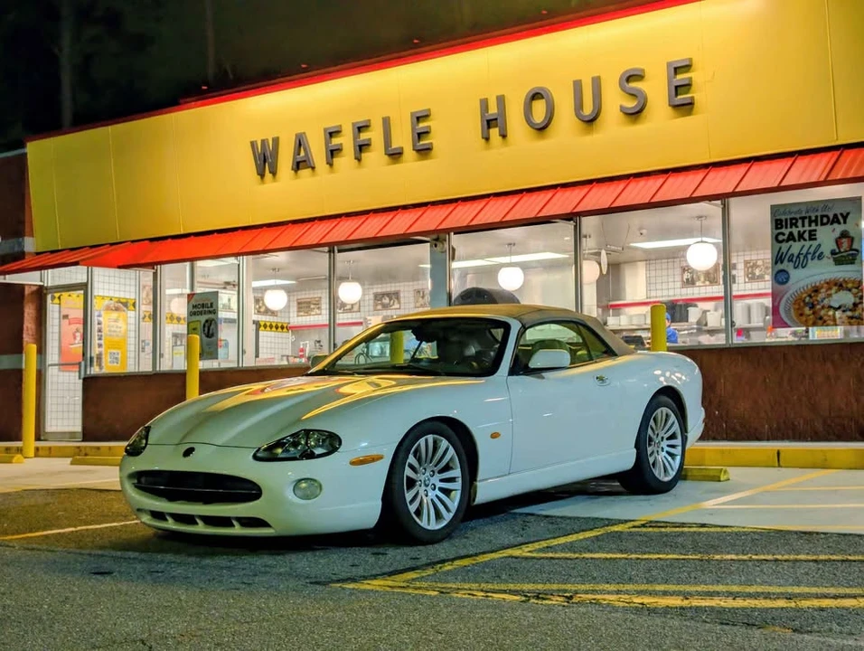 2005 Jaguar X100 XK8 - Image 7 of 13