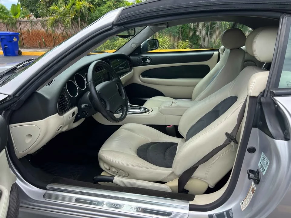 2005 Jaguar X100 XK8 - Image 7 of 9