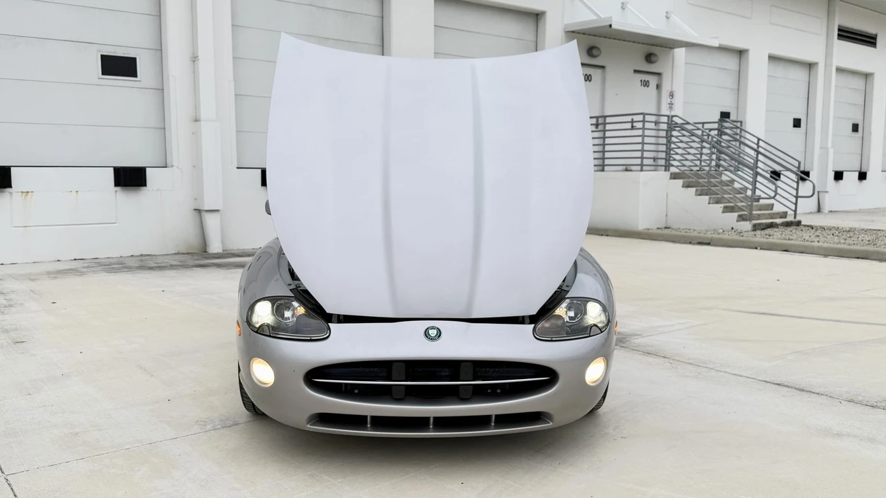 2005 Jaguar X100 XK8 - Image 20 of 31