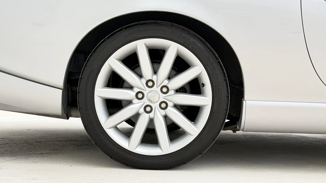 2005 Jaguar X100 XK8 - Image 27 of 31