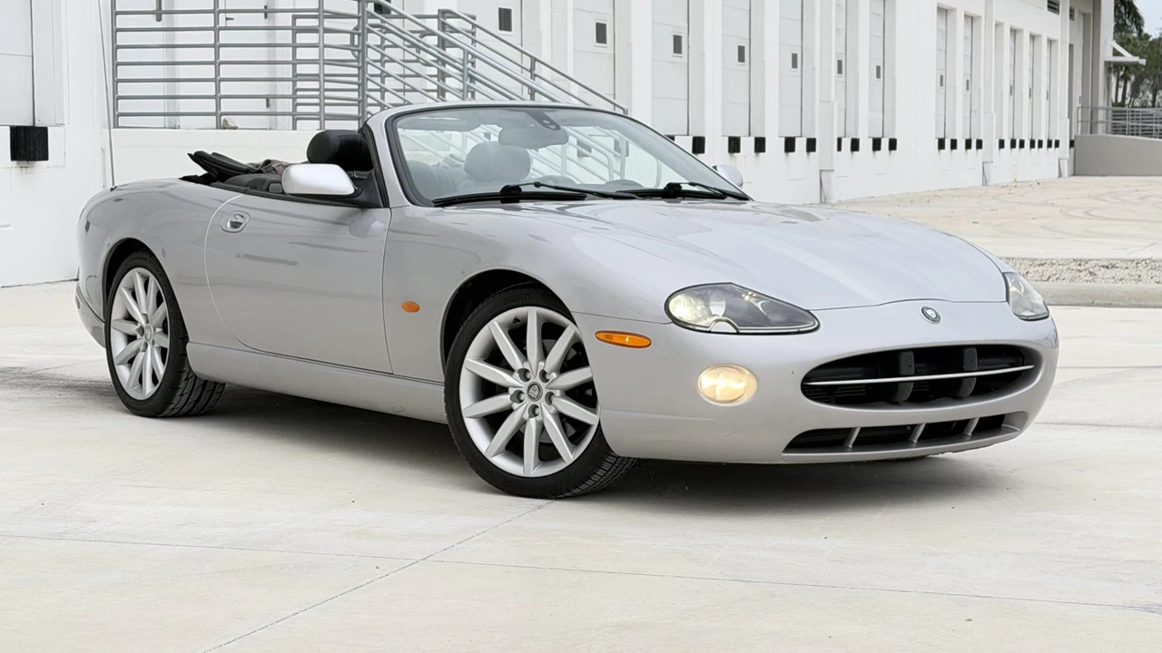 2005 Jaguar X100 XK8 - Image 5 of 31