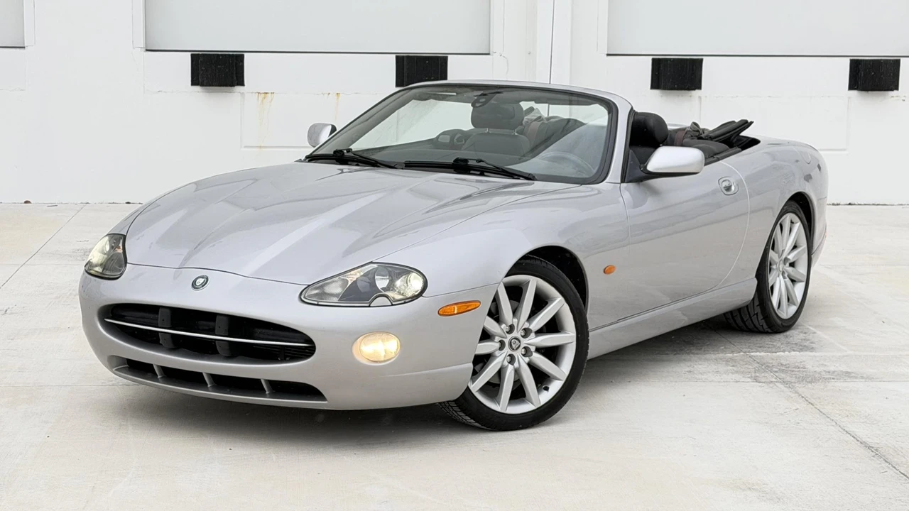 2005 Jaguar X100 XK8 - Image 3 of 31