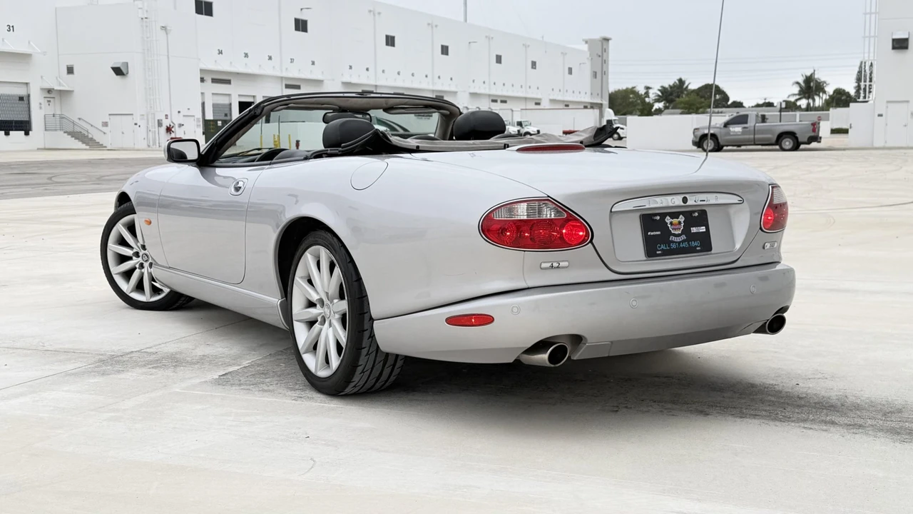 2005 Jaguar X100 XK8 - Image 9 of 31