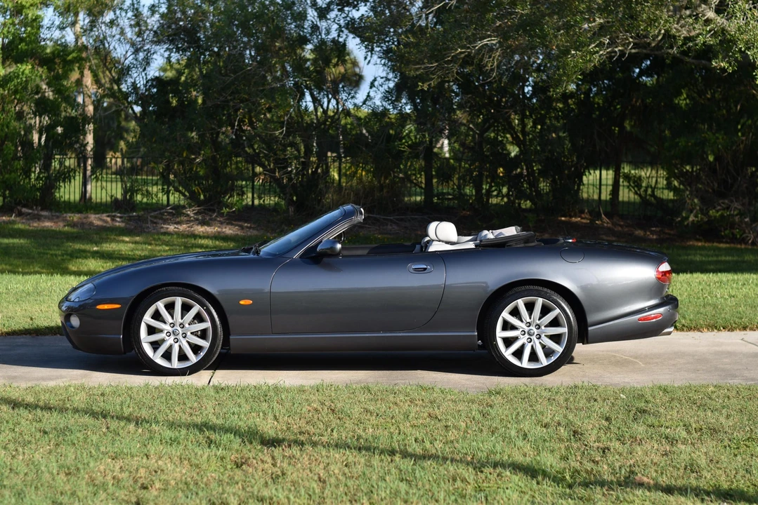 2005 Jaguar X100 XK8 - Image 17 of 31