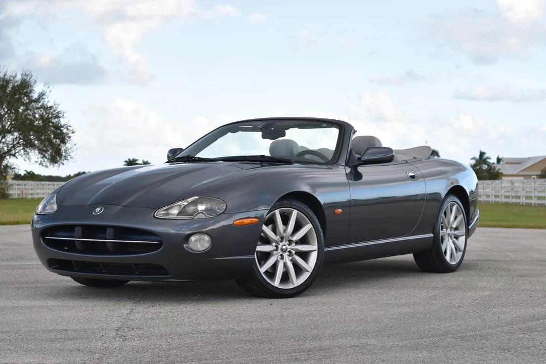 2005 Jaguar X100 XK8 - Image 2 of 31