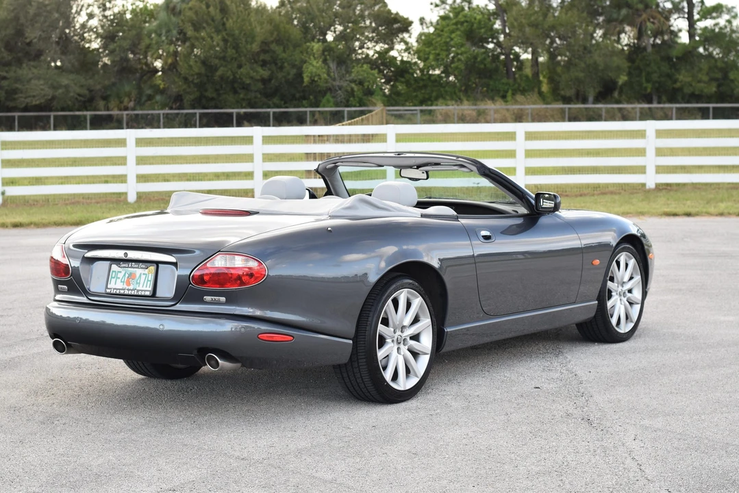 2005 Jaguar X100 XK8 - Image 10 of 31