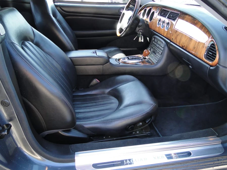 2005 Jaguar X100 XK8 - Image 3 of 5