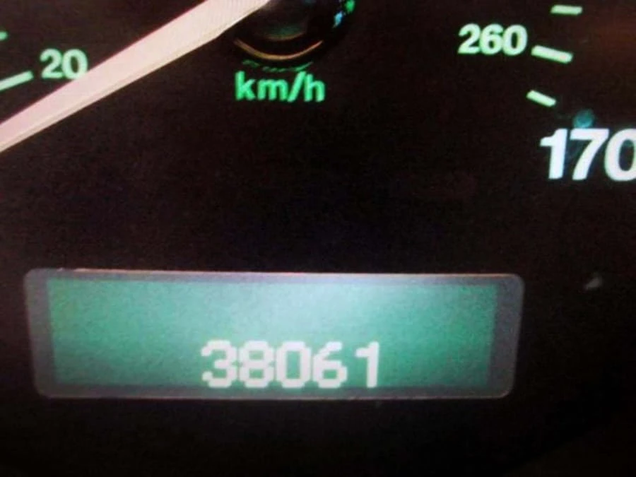 2005 Jaguar X100 XK8 - Image 6 of 7