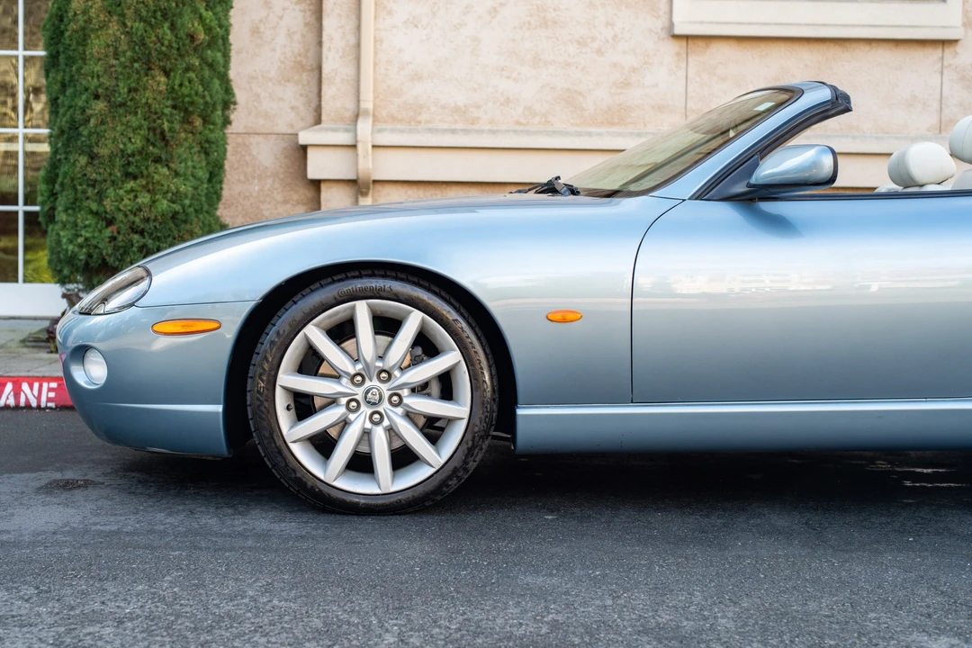 2005 Jaguar X100 XK8 - Image 17 of 31