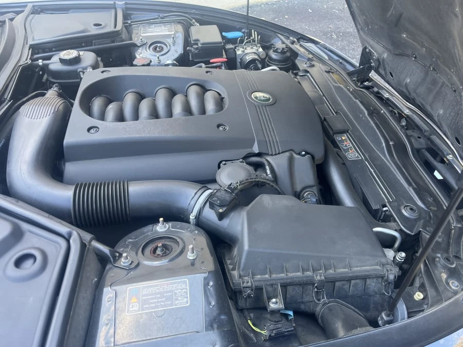 2005 Jaguar X100 XK8 - Image 12 of 13