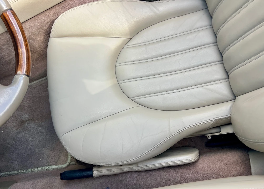 2005 Jaguar X100 XK8 - Image 28 of 31