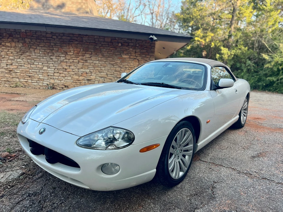 2005 Jaguar X100 XK8 - Image 12 of 31