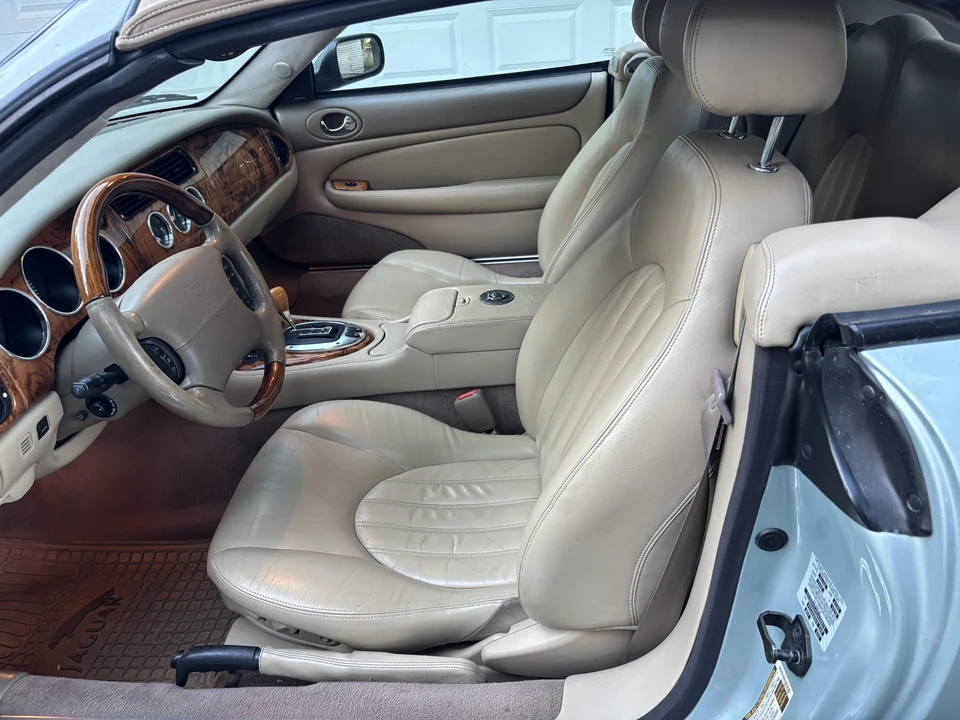 2005 Jaguar X100 XK8 - Image 17 of 31