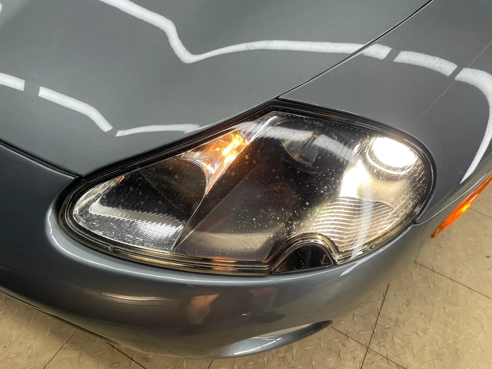 2005 Jaguar X100 XK8 - Image 14 of 31