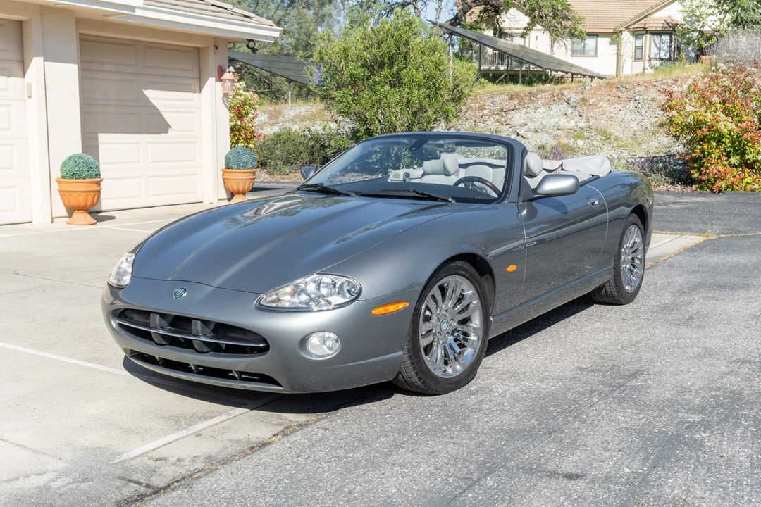 2005 Jaguar X100 XK8 - Image 10 of 31