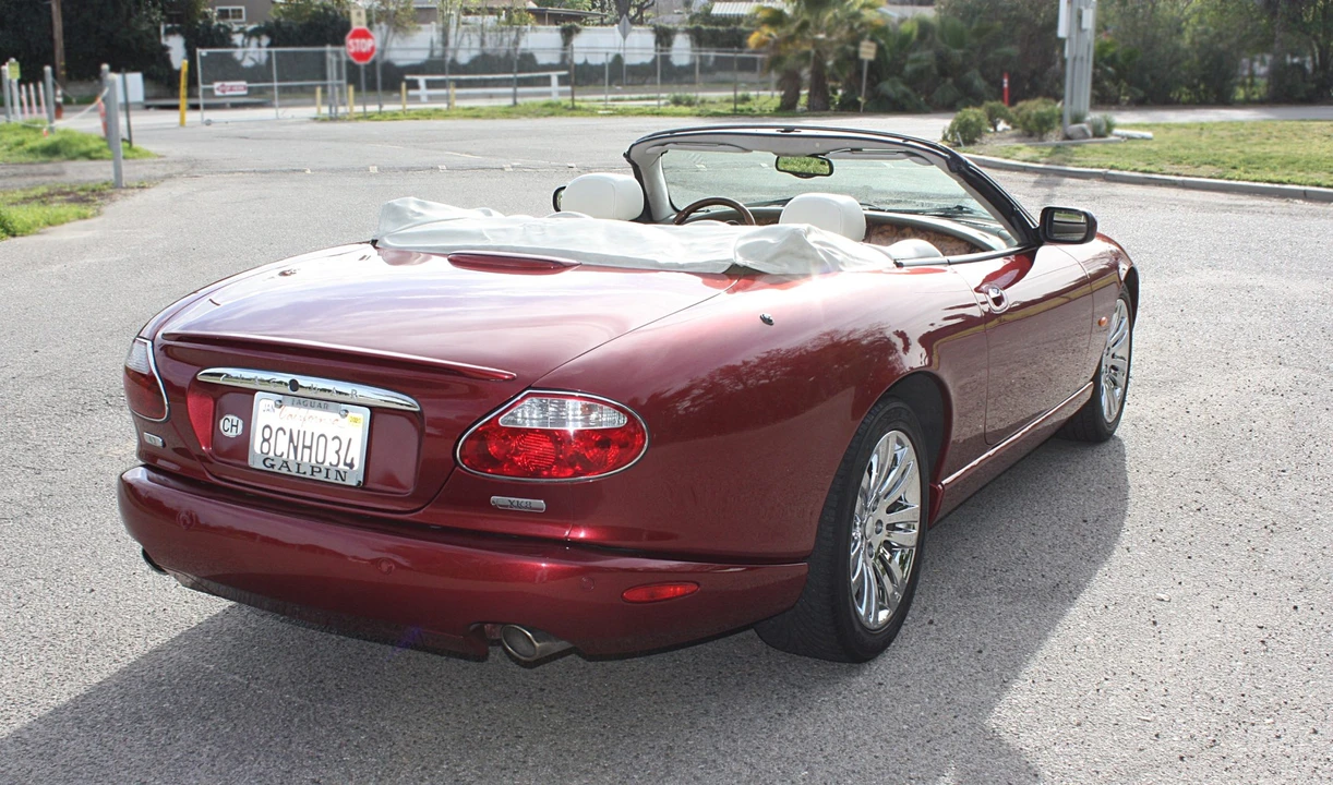 2005 Jaguar X100 XK8 - Image 23 of 31