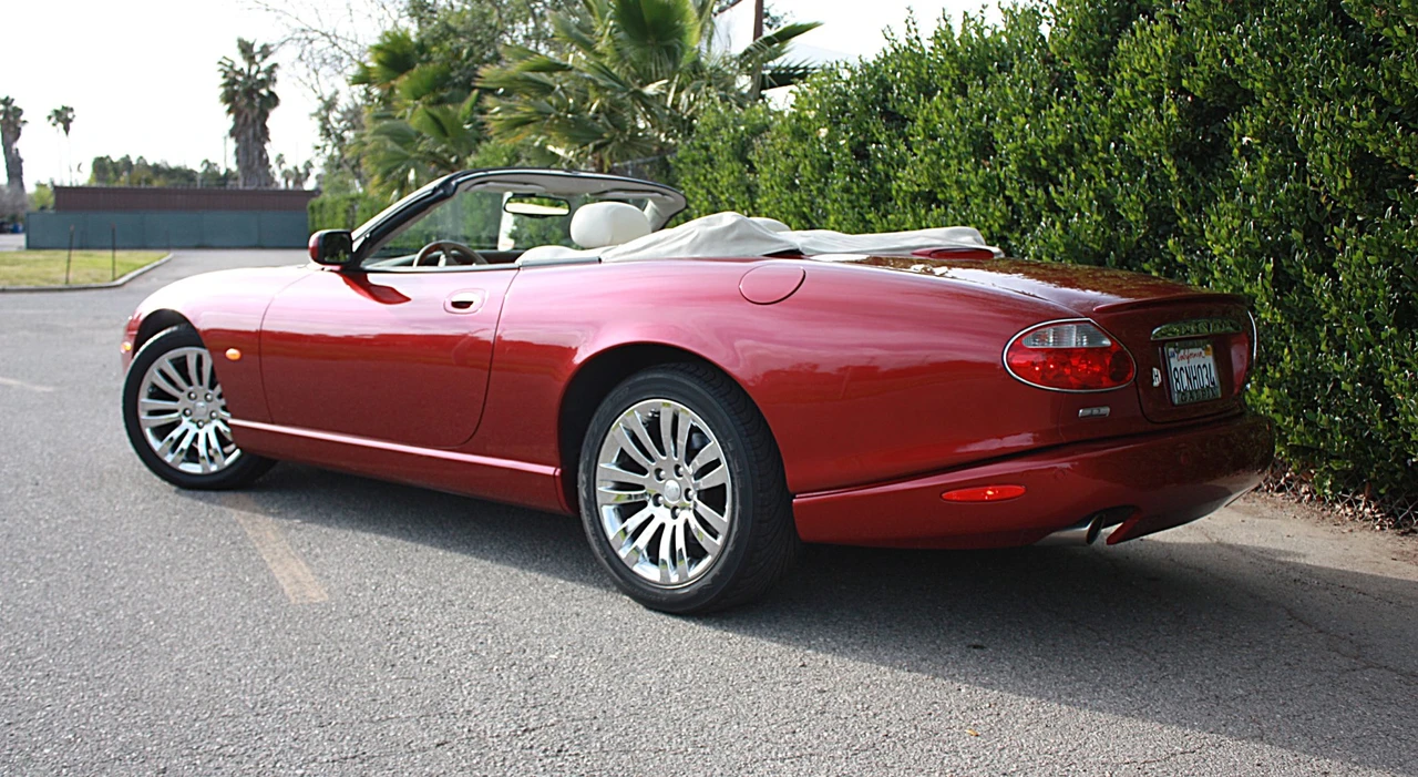 2005 Jaguar X100 XK8 - Image 18 of 31