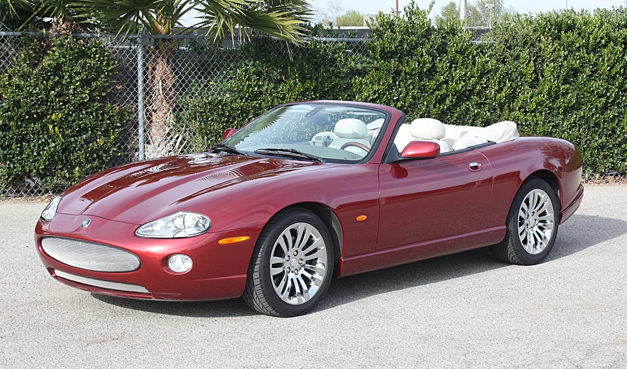 2005 Jaguar X100 XK8 - Image 10 of 31