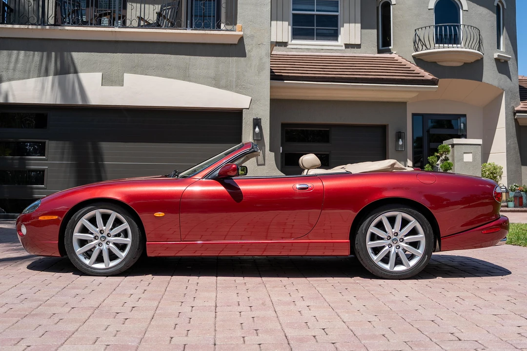 2005 Jaguar X100 XK8 - Image 8 of 31