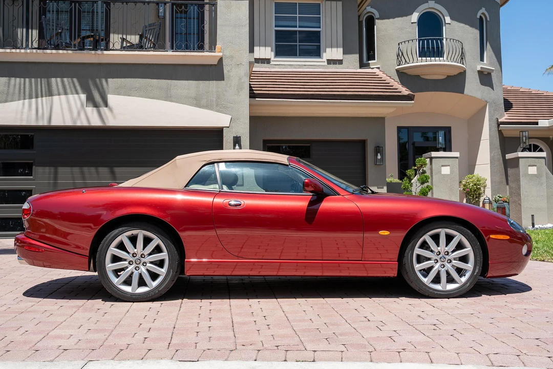 2005 Jaguar X100 XK8 - Image 23 of 31