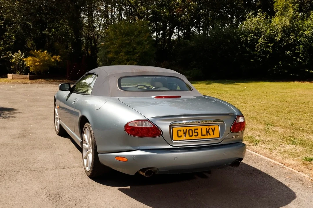2005 Jaguar X100 XK8 - Image 17 of 30