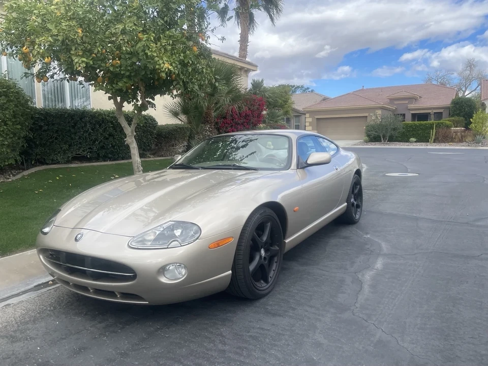2005 Jaguar X100 XK8 - Image 2 of 16