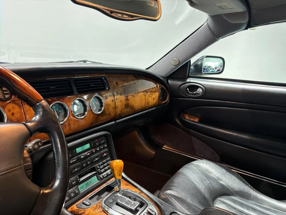 2005 Jaguar X100 XK8 - Image 20 of 21