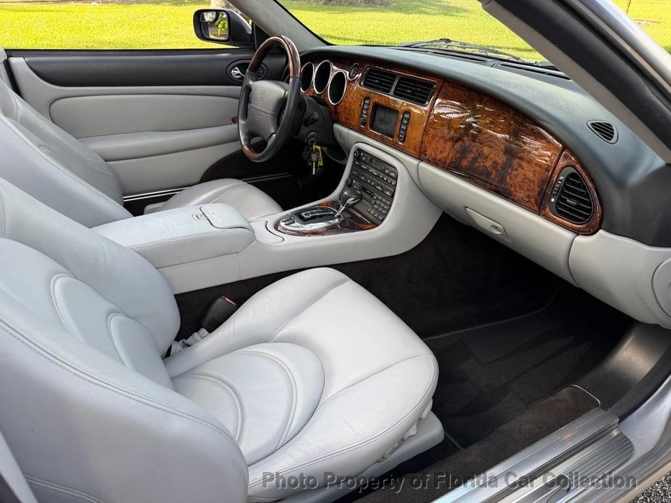 2005 Jaguar X100 XKR - Image 9 of 12