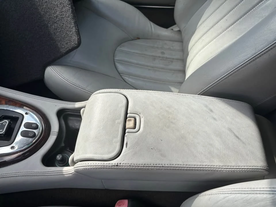 2005 Jaguar X100 XK8 - Image 8 of 10