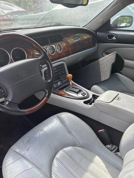 2005 Jaguar X100 XK8 - Image 3 of 10