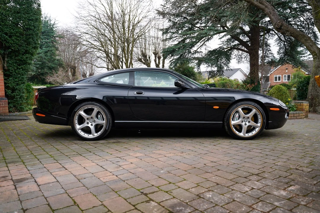 2005 Jaguar X100 XKR - Image 10 of 30